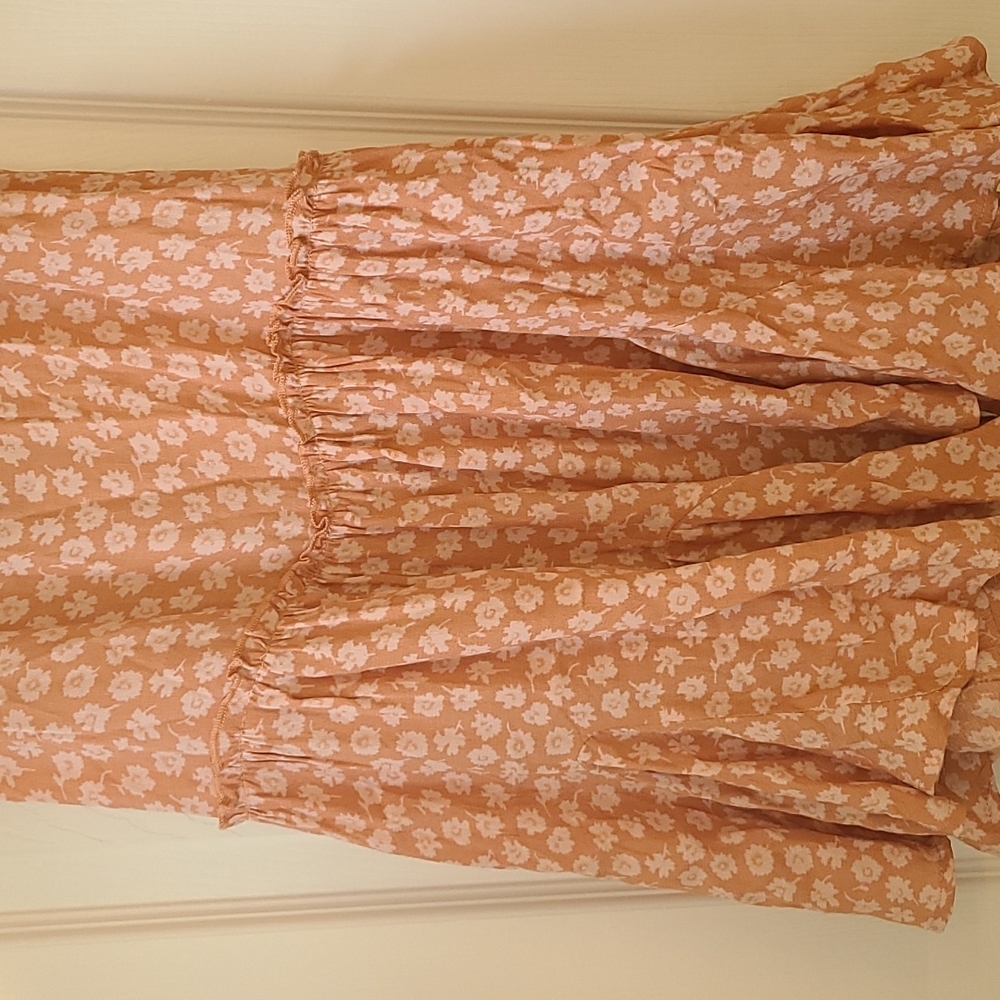 Adorable Summer Dress - Picture 2 of 5